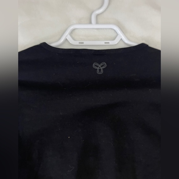 Brand new Tna Malibu longlseeve - Picture 3 of 3